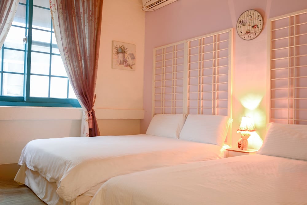 Rabbit house hotel