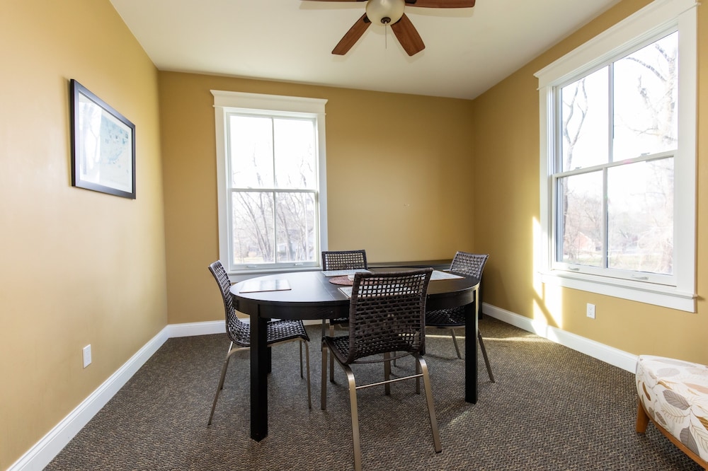 Furness Mansion - Property Image 33