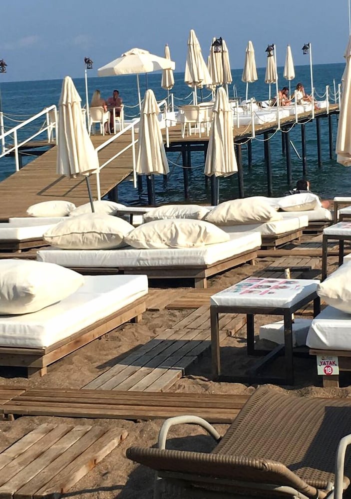 Grand Niki Otel & Spa - Image 93