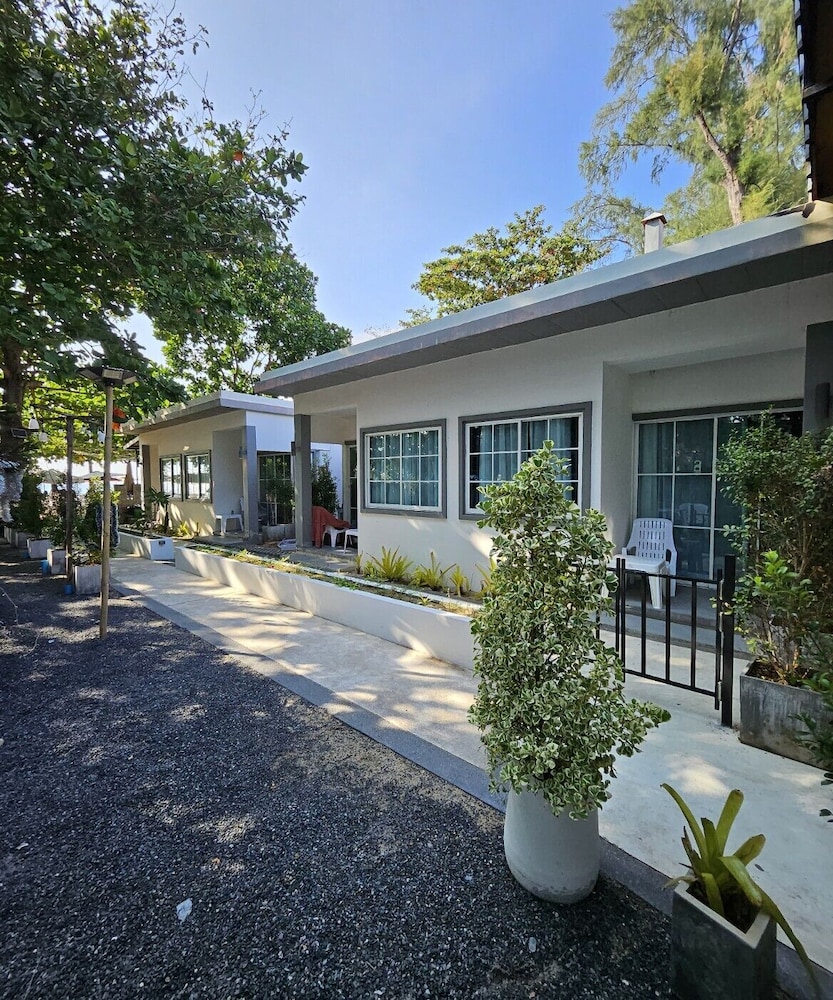 TT Naiyang Beach Phuket view 2