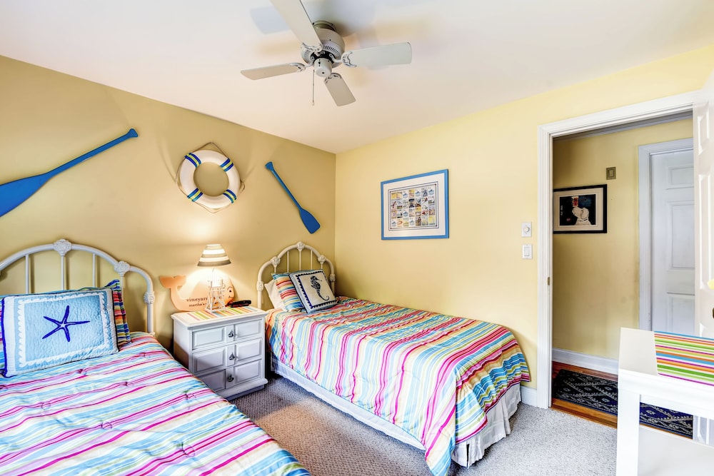 Charming East Falmouth Home: Walk to Private Beach