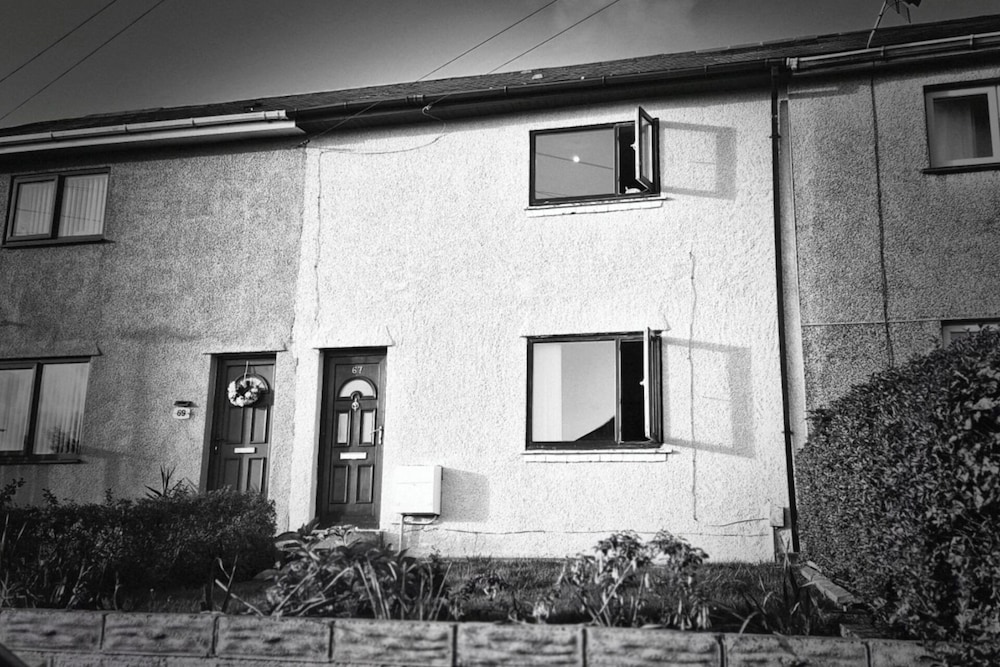 Swansea Serenity Retreat-3 bed House-large Garden