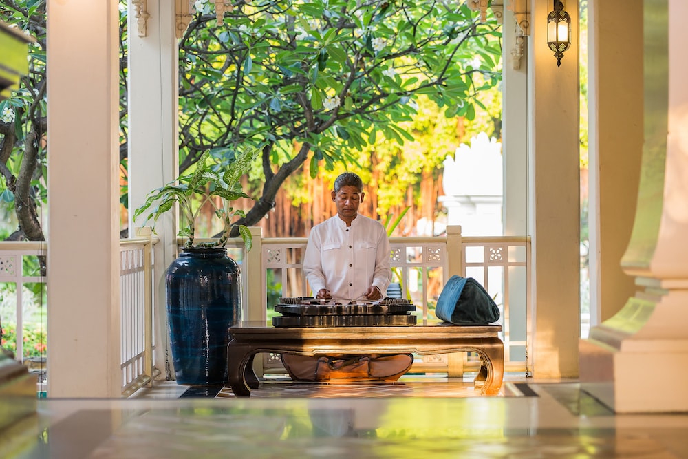 Wora Bura Hua Hin Resort and Spa 4