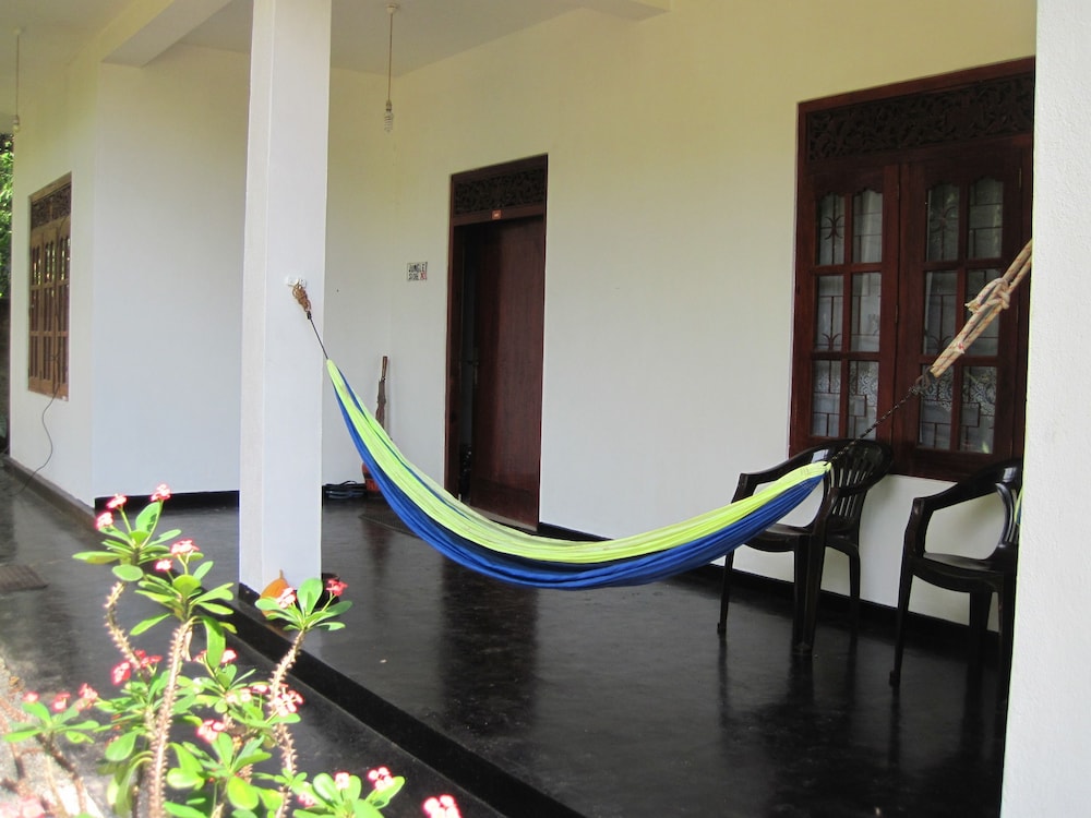 Jungleside House