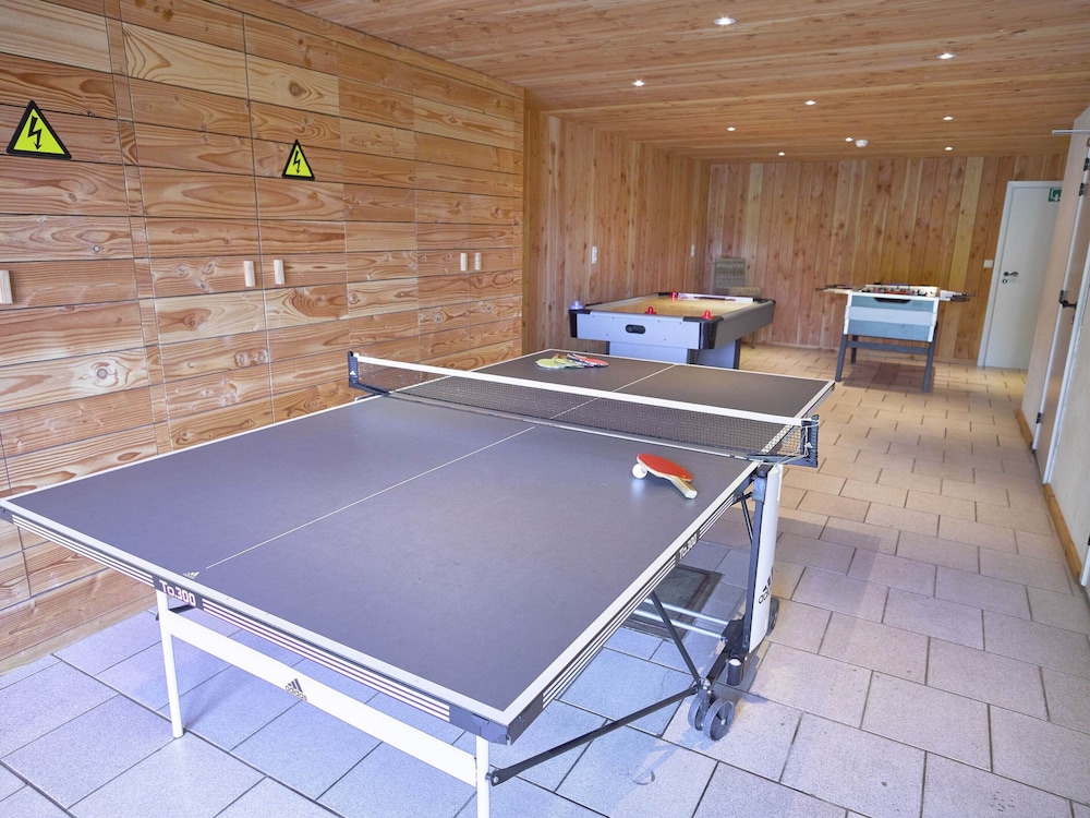 Comfortable Chalet With Indoor Pool, Hammam and Sauna Near Stoumont