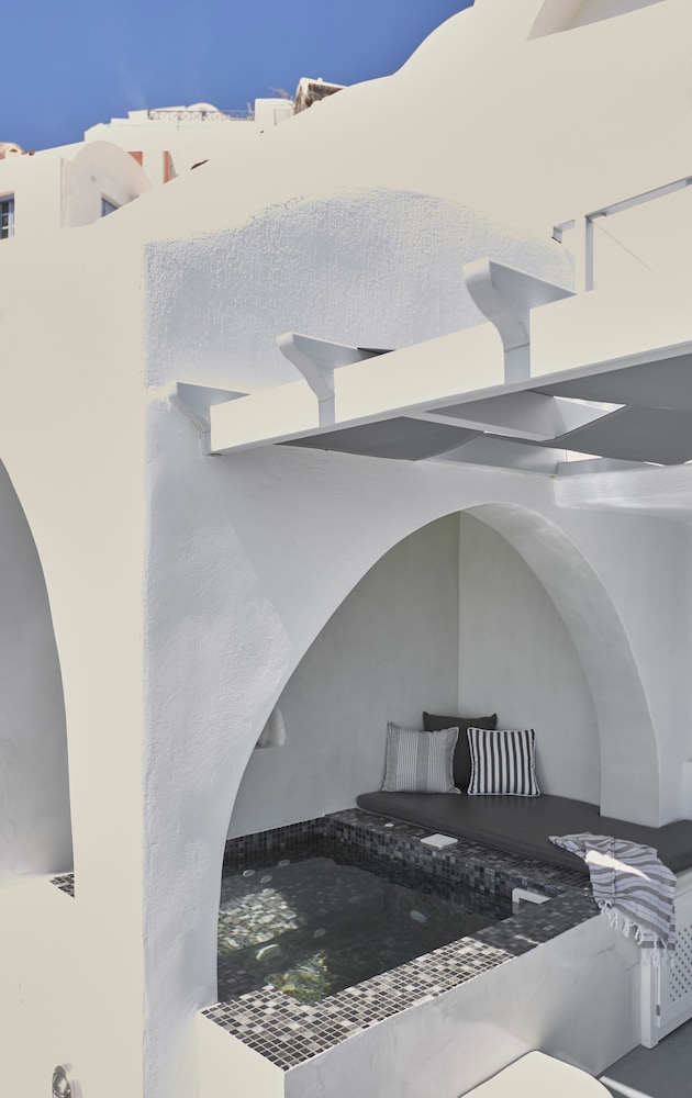 Helianthus Suites
