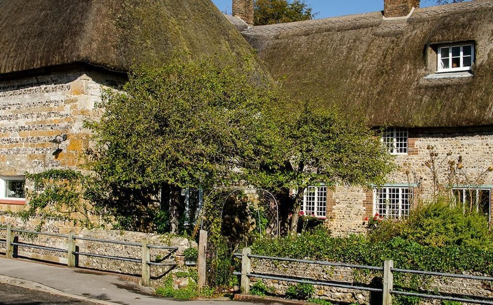 Tudor Cottage Bed & Breakfast Dorchester