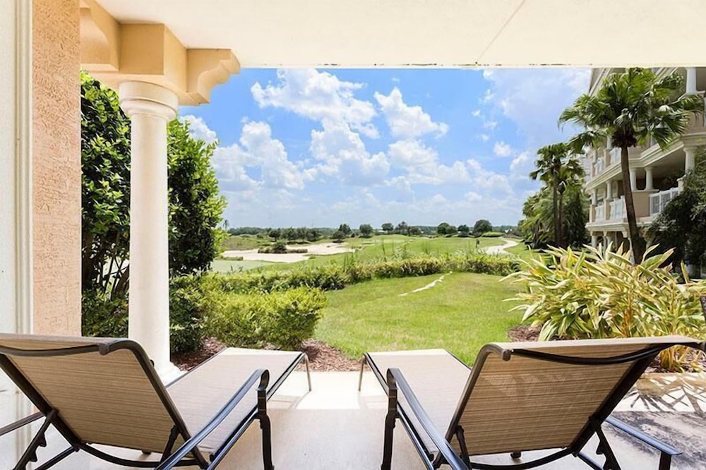 RVH 215 Centre Court Extravagence - Image 1