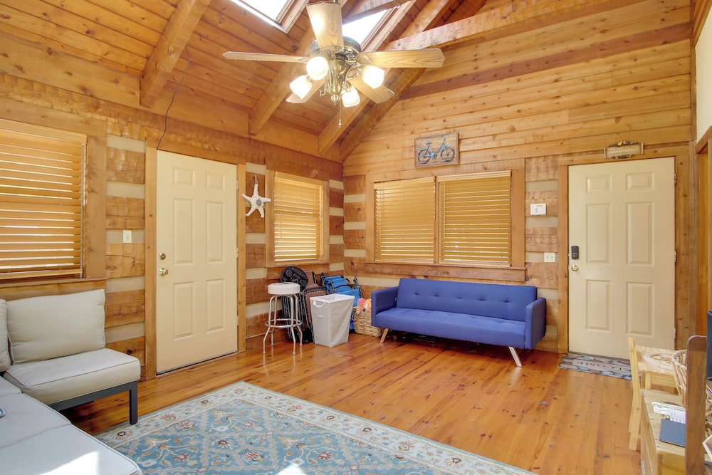 Golf + Hike: Nature Escape w/ Sauna in Hephzibah