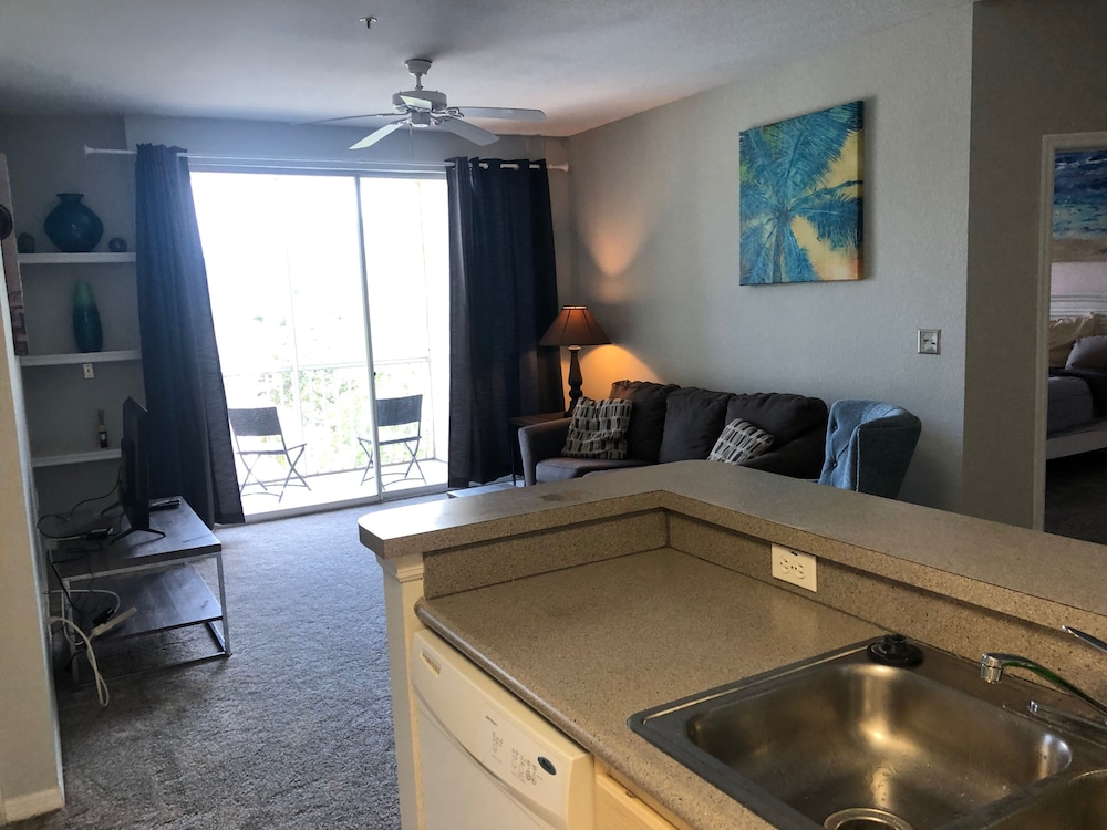 Dunes Court Hideaway - Cozy Apartment in Kissimmee