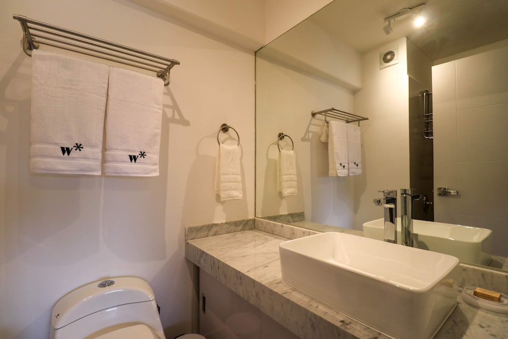 Radiant 1BR With Fantastic View in Barranco