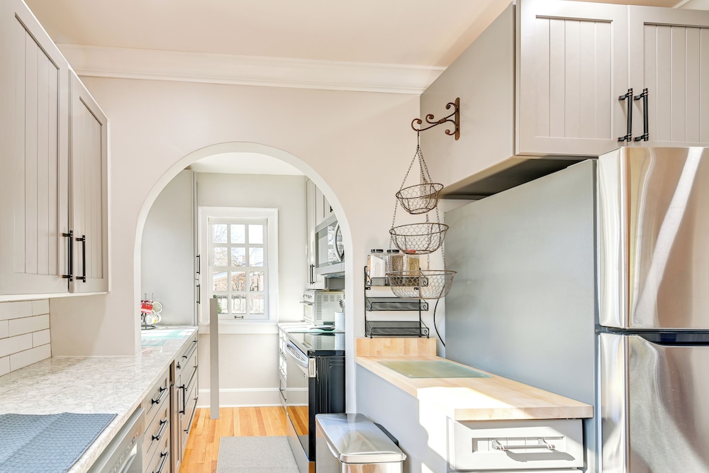 Walk to UK Campus: Charming Home w/ Patio!