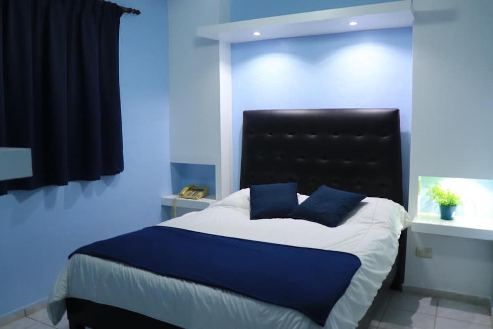 Hotel Esmeralda Guest House