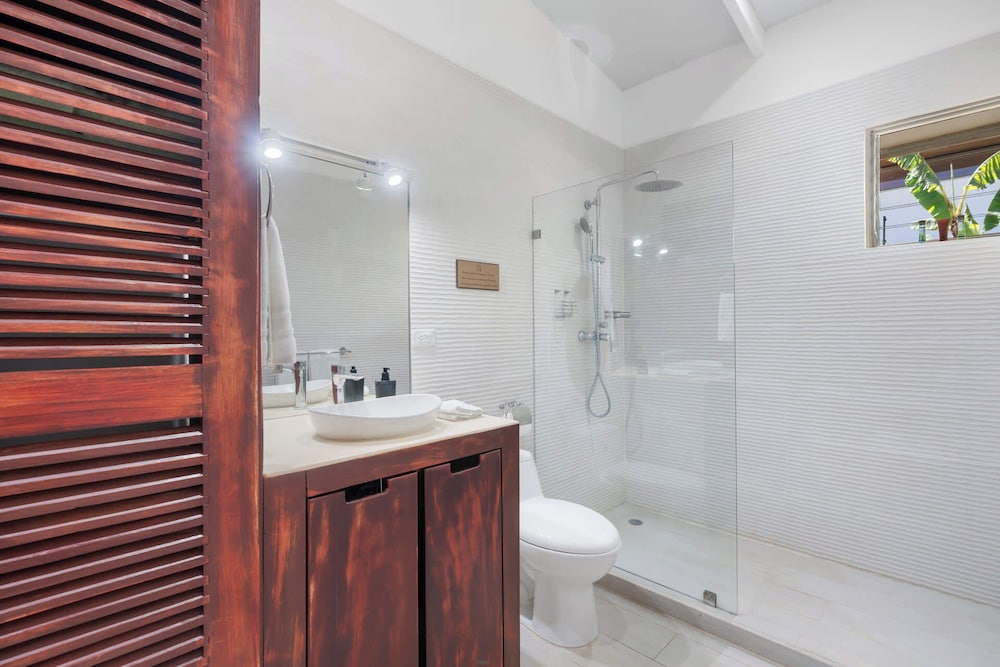 3-BD Home with Pool Near Beach