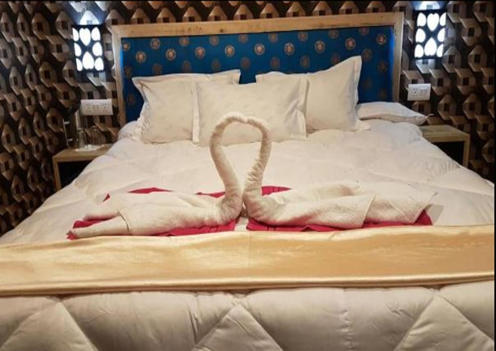 The Wooden Nest