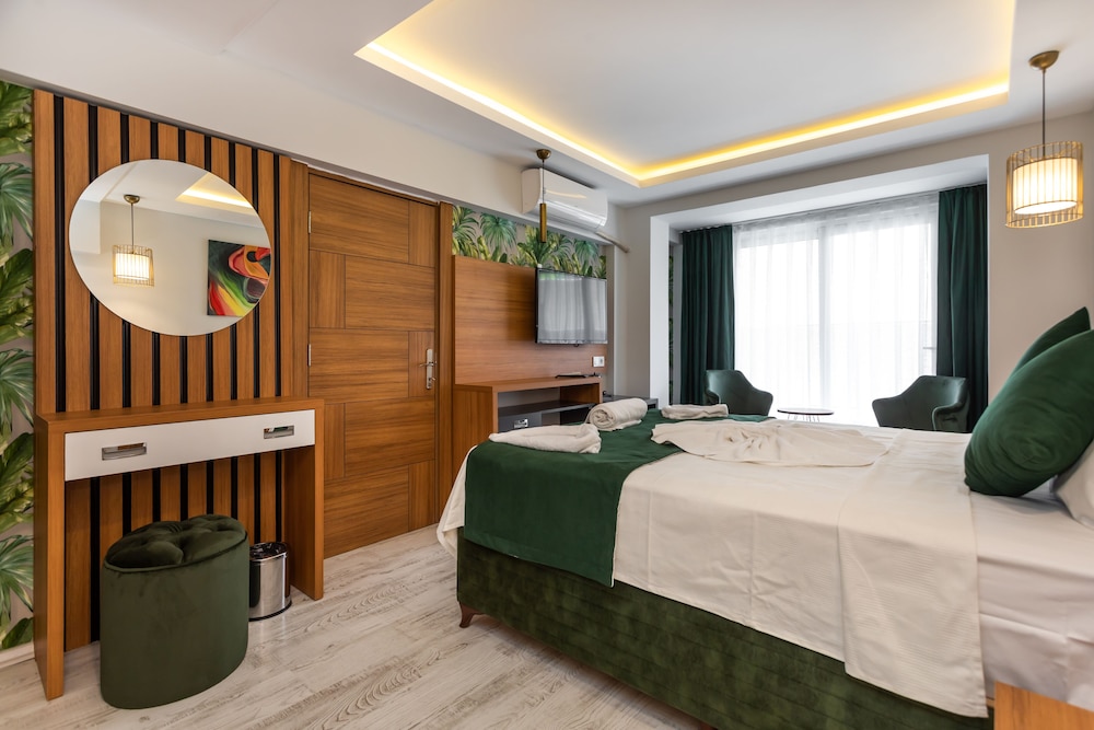 Mogons Exclusive Hotel - Image 46