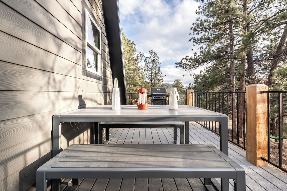 Acute Cabin view 2