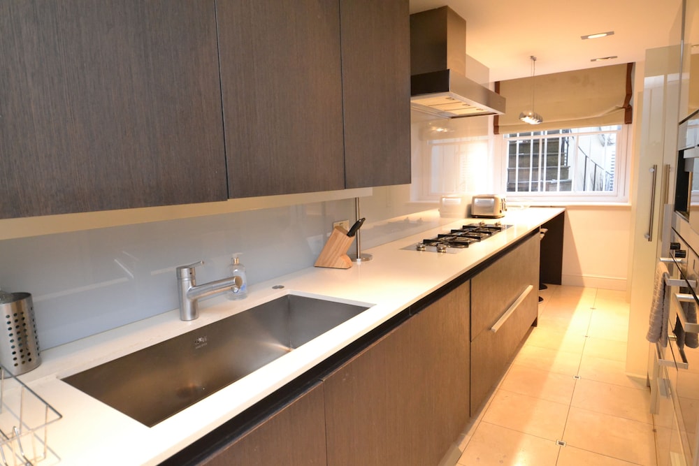 Luxury Hyde Park