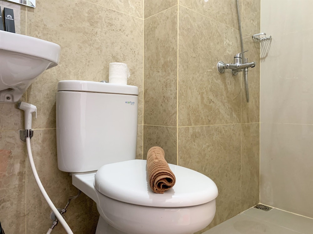 Minimalist Studio At Transpark Cibubur Apartment
