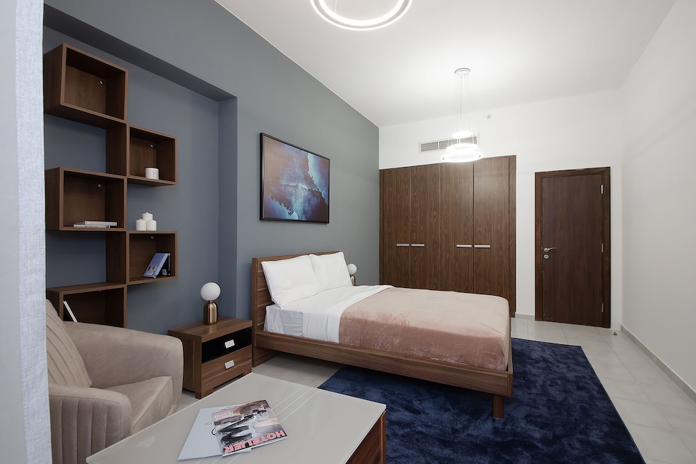 apartment executive tower