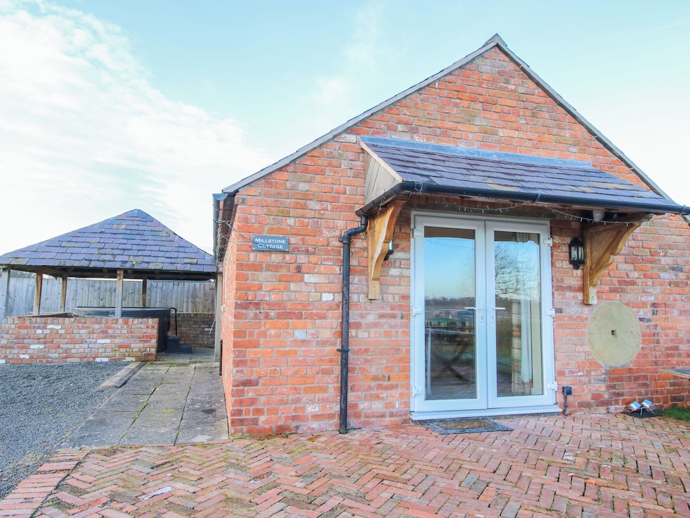 Millstone Cottages - Millstone Cottage