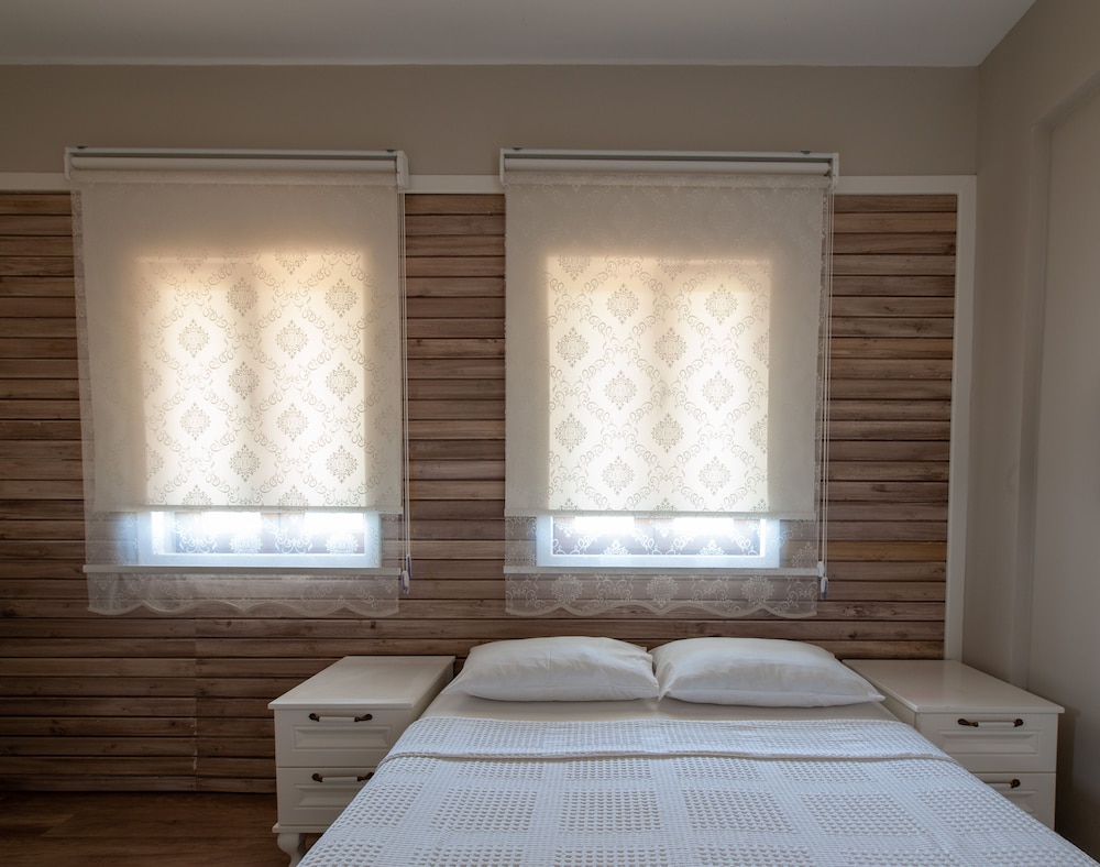 Karina Vineyard Evi - Image 59