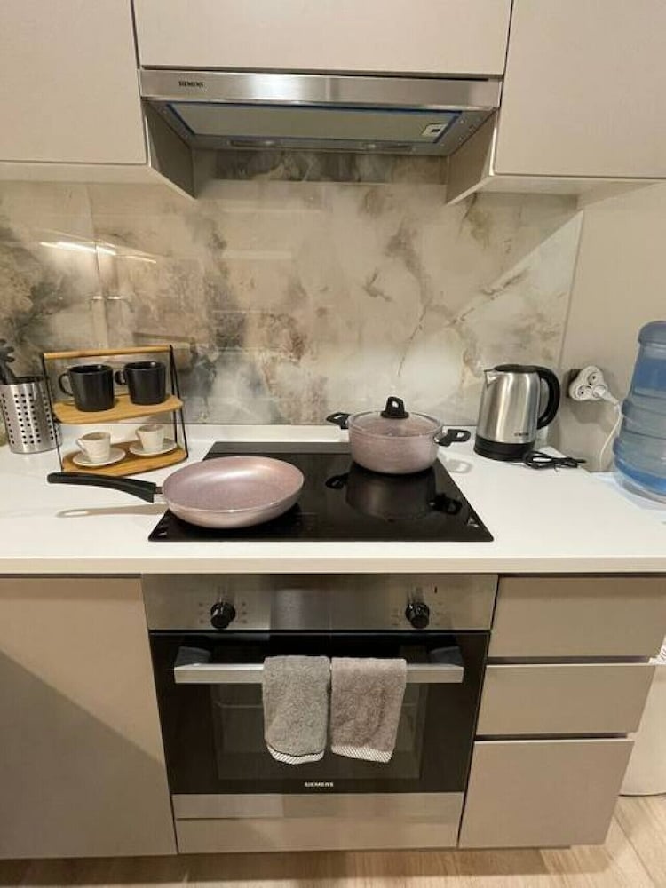 Special 2 1 Suite Apartment Near Mall of Istanbul