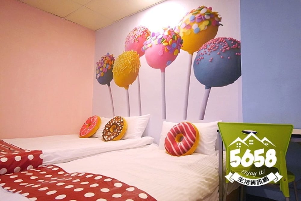 Candy house