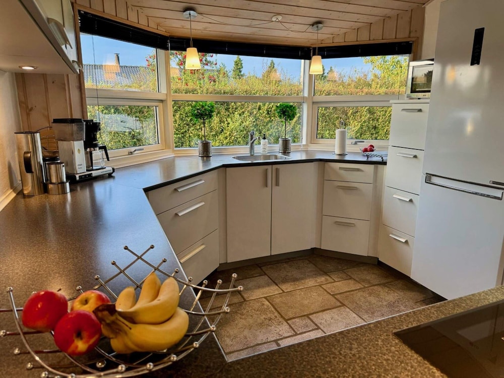 4 Star Holiday Home in Ronde