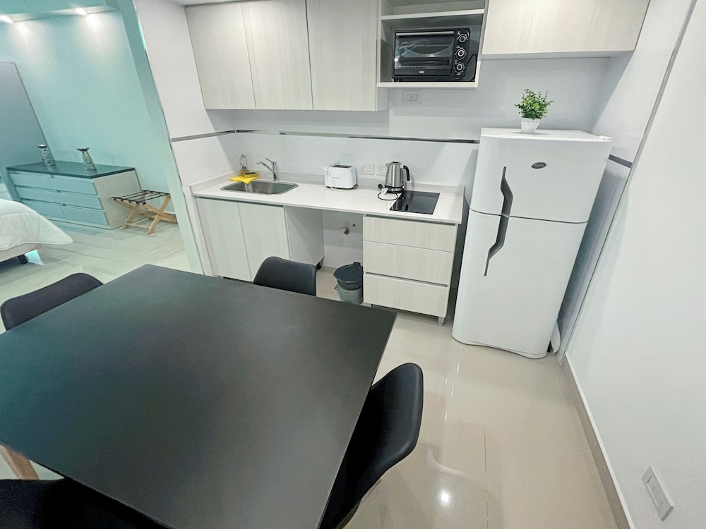 Ayres Suites Moreno