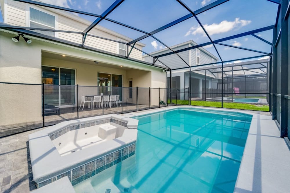 Best Windsor Island House