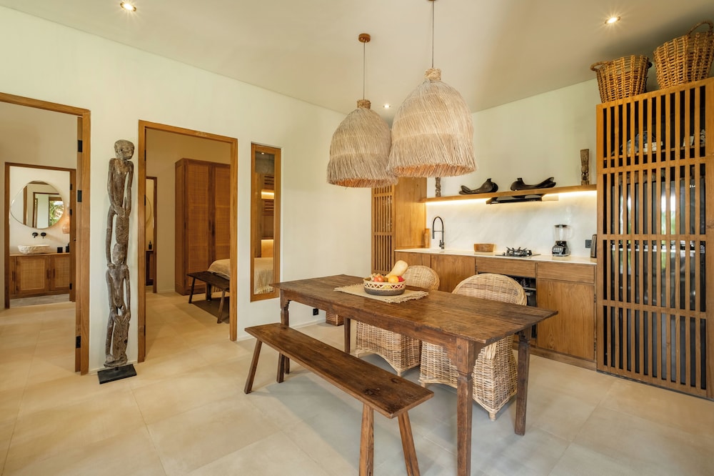 Rice Field Villa with Rooftop Jacuzzi