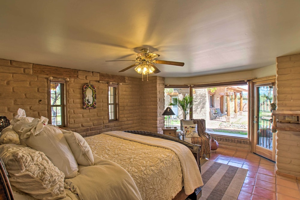 Pet-friendly Cave Creek Villa w/ Backyard Oasis! view 4
