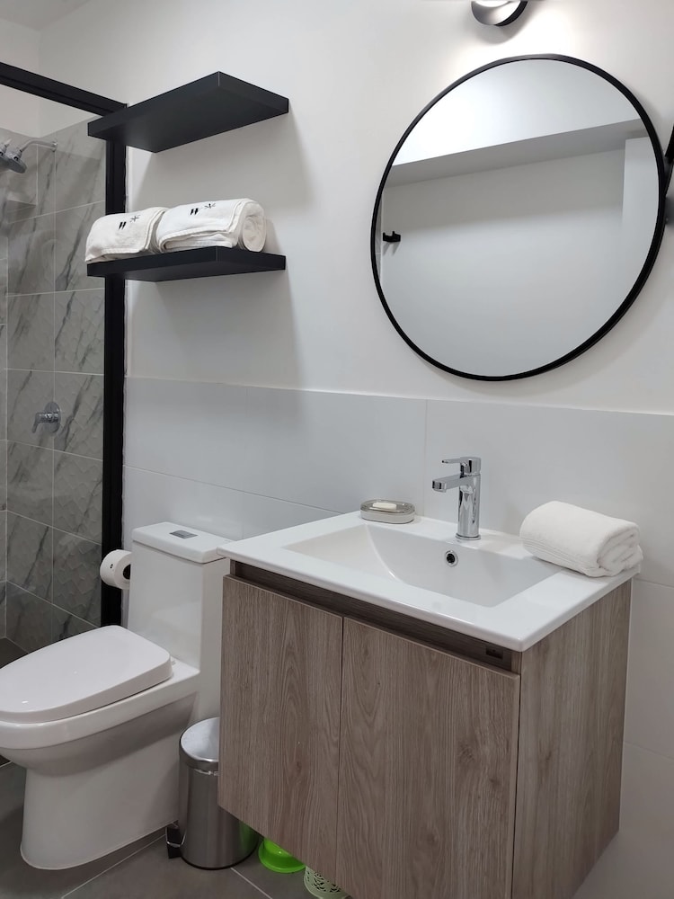 w Bright Stylish 2BR in Cusco