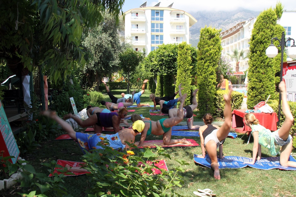 Lims Bona Dea Beach Hotel – All Inclusive