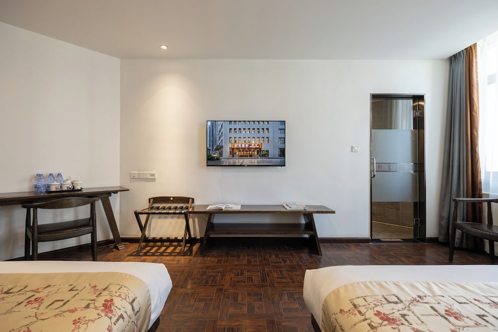 Nostalgia Hotel(Zhangjiakou Ancient Fortress)
