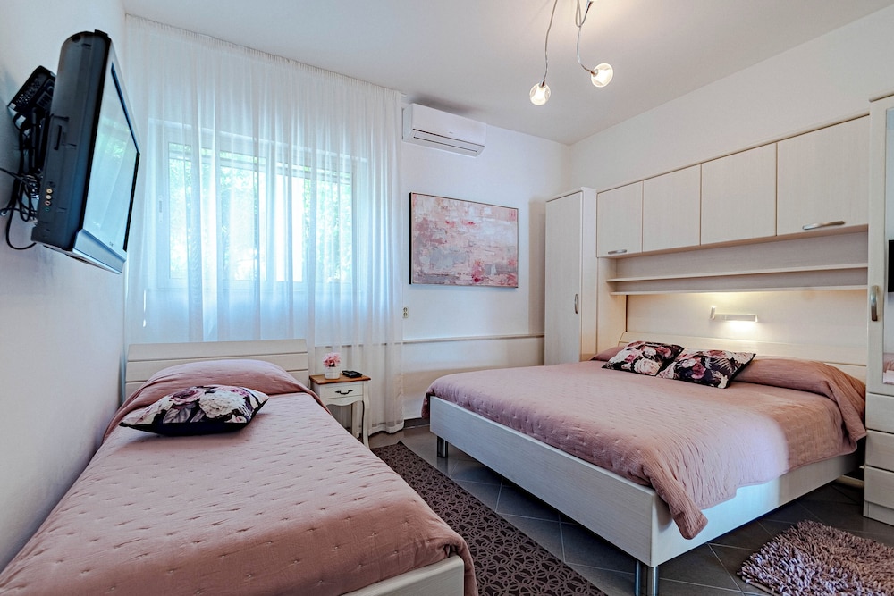 Harmony apartments