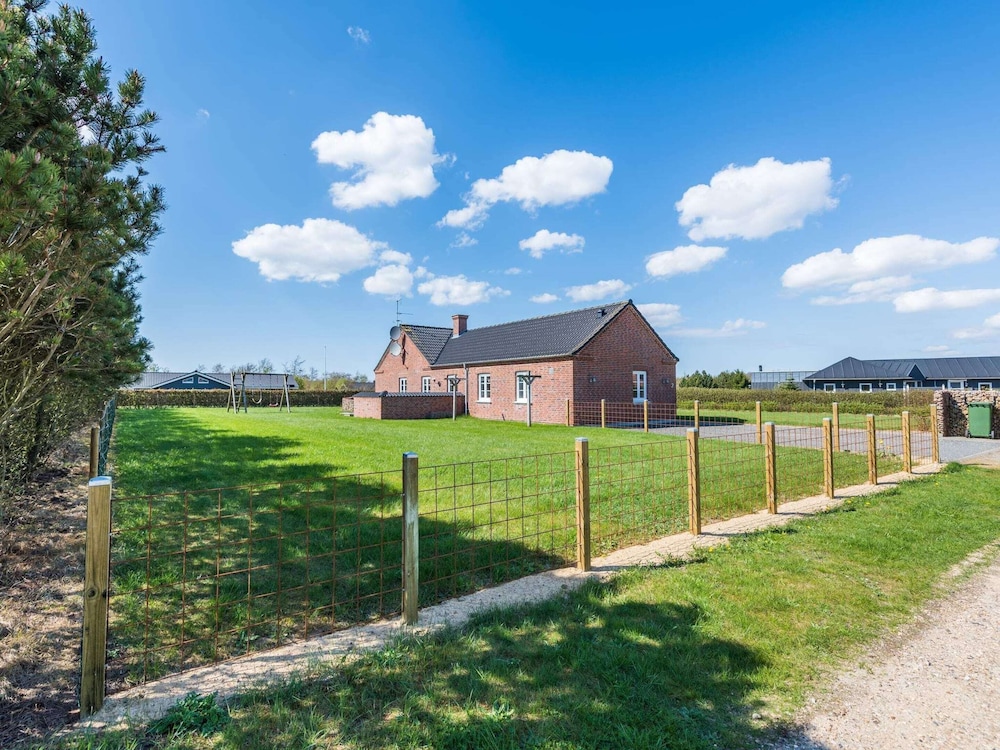 8 Person Holiday Home in Tarm