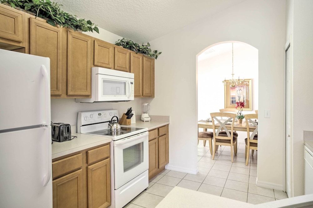 Davenport Getaway w/ Pool: 11 Mi to Disney Parks! view 4
