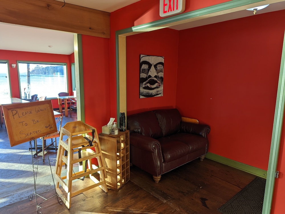 Gordie's Inn & Suites view 4