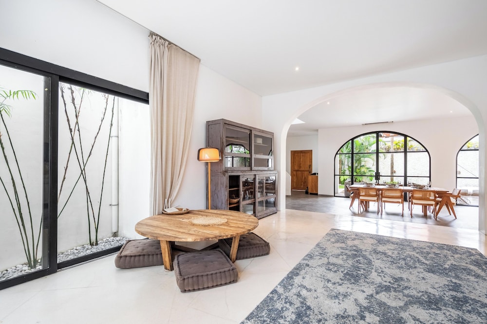 Bianca Villa by Betterplace