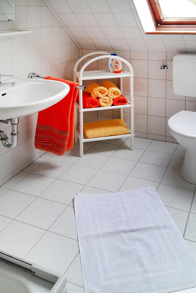 Ferienwohnung, Tonning