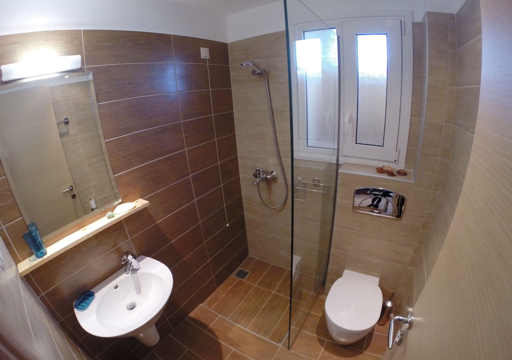 Kanali Homes - Property Image 15