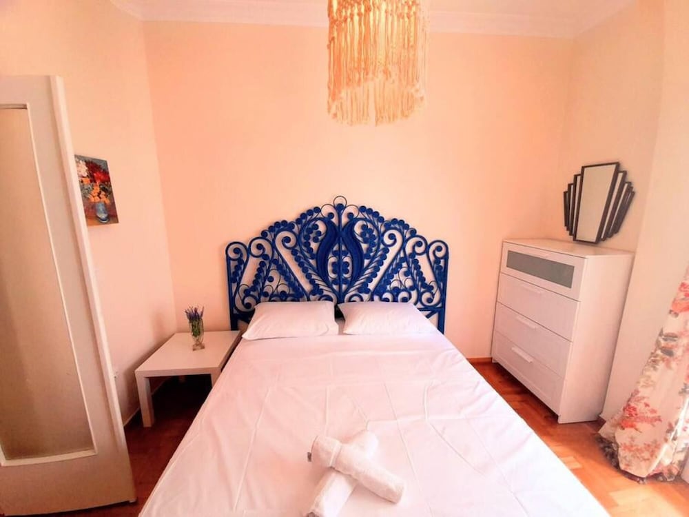 Magnificent Apartment Under the Acropolis photo 2