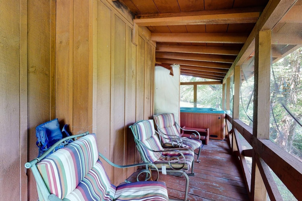 Fish Trap Cabin view 5