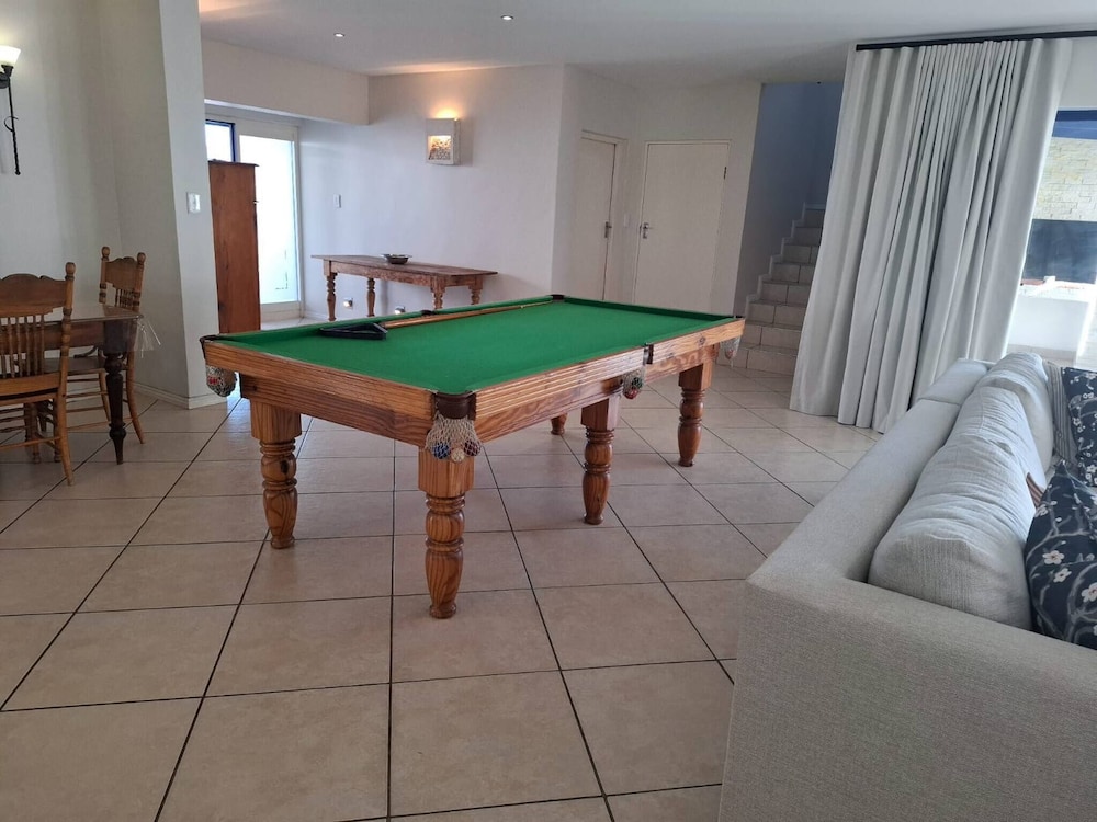 Oosiesrus - Charming Langebaan Villa With Garden View