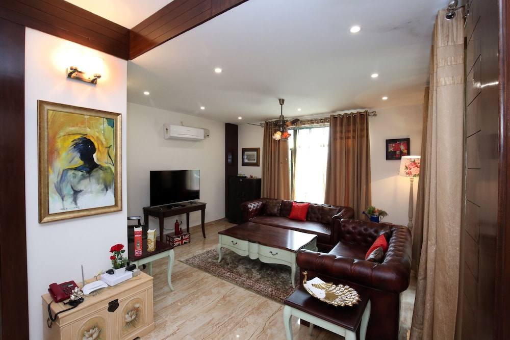 OYO 9308 Home Valley View 2 BHK Villa Near Kasauli