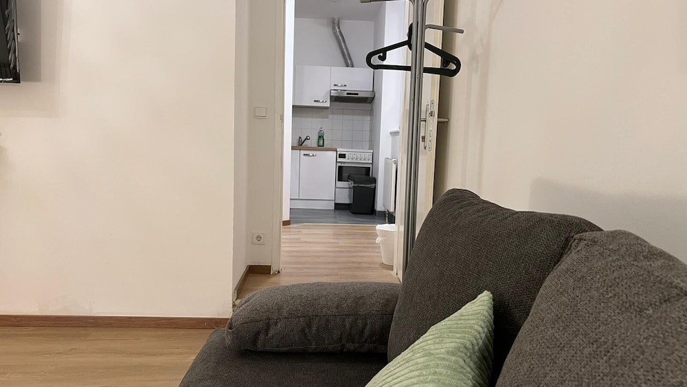 Cozy Room With Balcony Near Rennweg