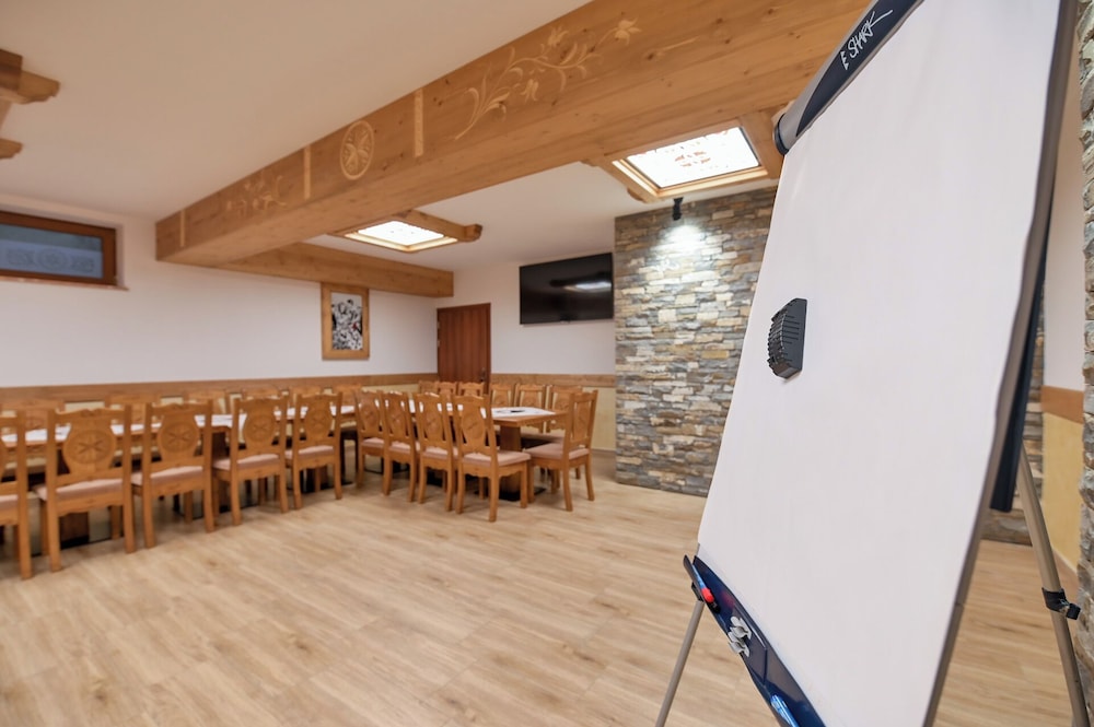meeting & event spaces