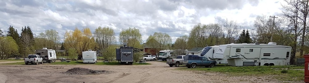 Elk Point Motel & RV Park
